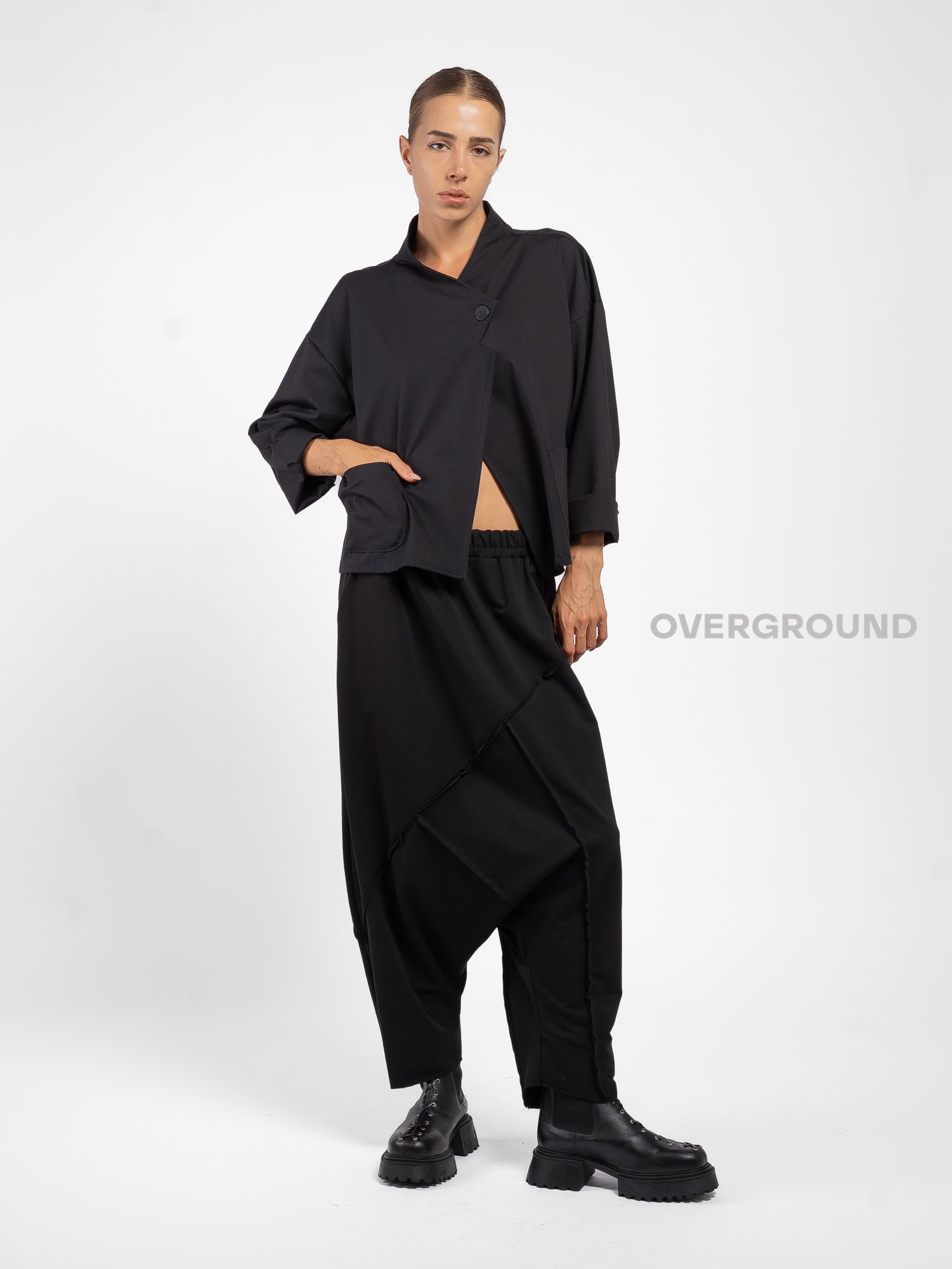 PANTALONE CAVALLO BASSO CON CUCITURE
