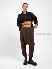 Low crotch trousers with buttons
