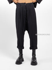 Low crotch trousers with buttons