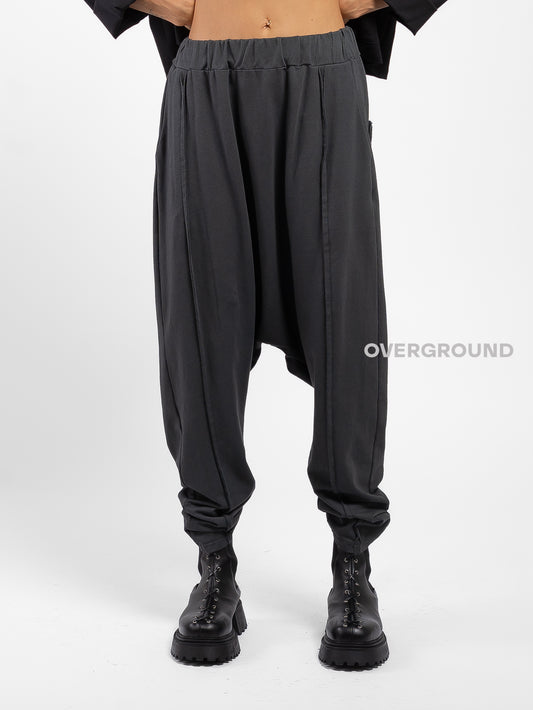 PANTALONE CAVALLO BASSO CON CUCITURE SUL GAMBULE