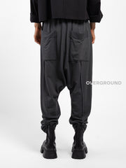 PANTALONE CAVALLO BASSO CON CUCITURE SUL GAMBULE