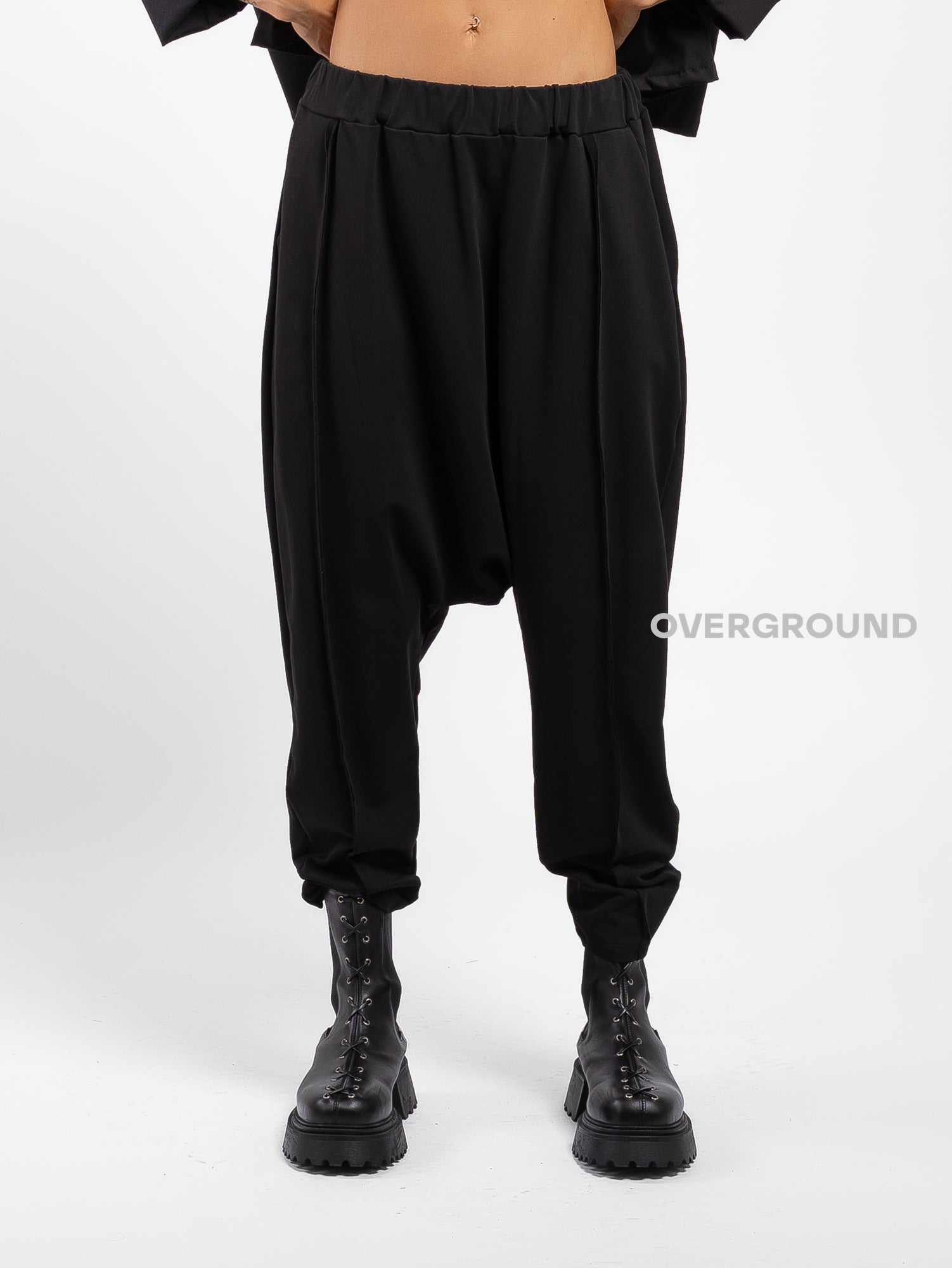 PANTALONE CAVALLO BASSO CON CUCITURE SUL GAMBULE