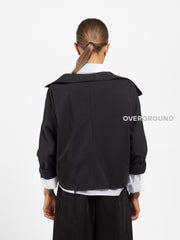 Jacket with slanted front pocket