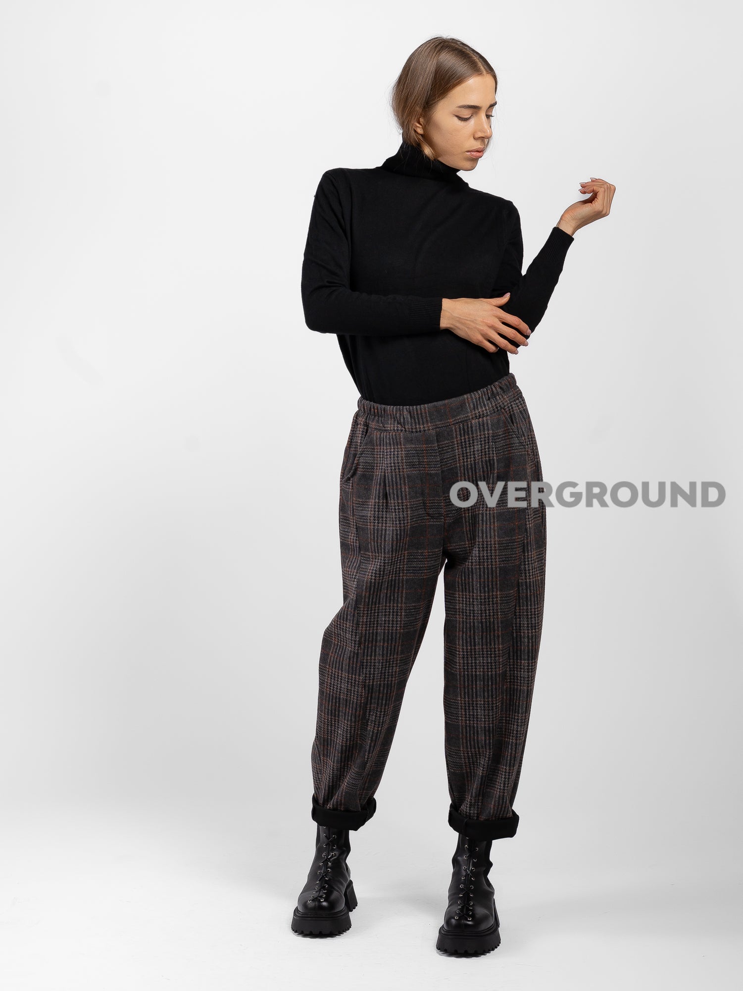 Pantalone in fantasia con tasche laterali