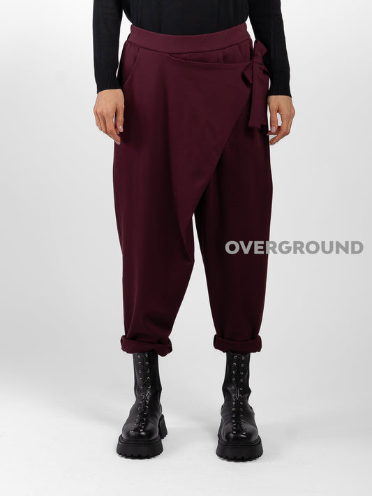 PANTALONE CON PATTINA E FIOCCO LATERALE