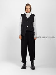 GILET CON ABBOTTONATURA ASIMMETRICA W