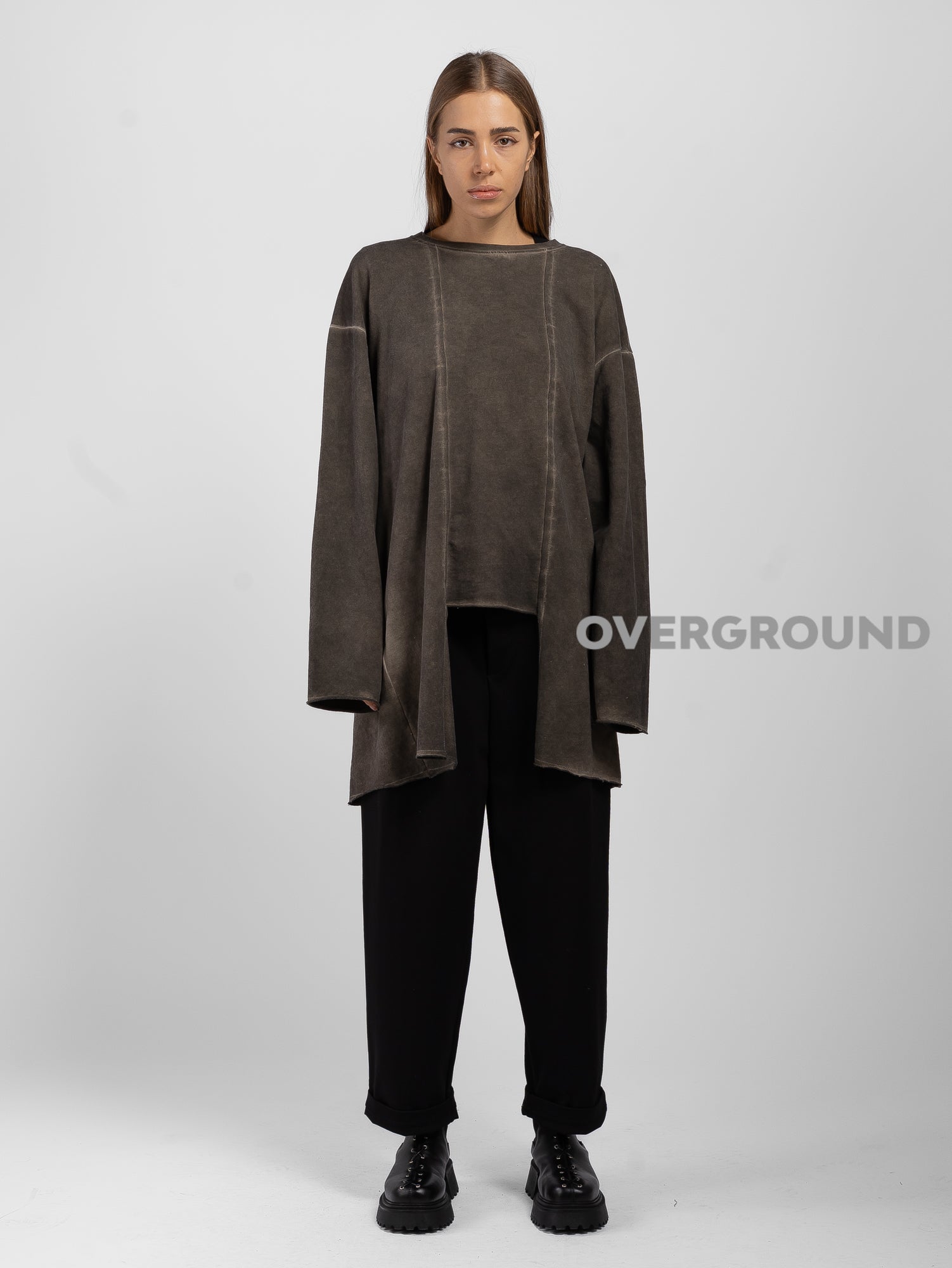 MAGLIA OVER ASIMMETRICA CON CUCITURE