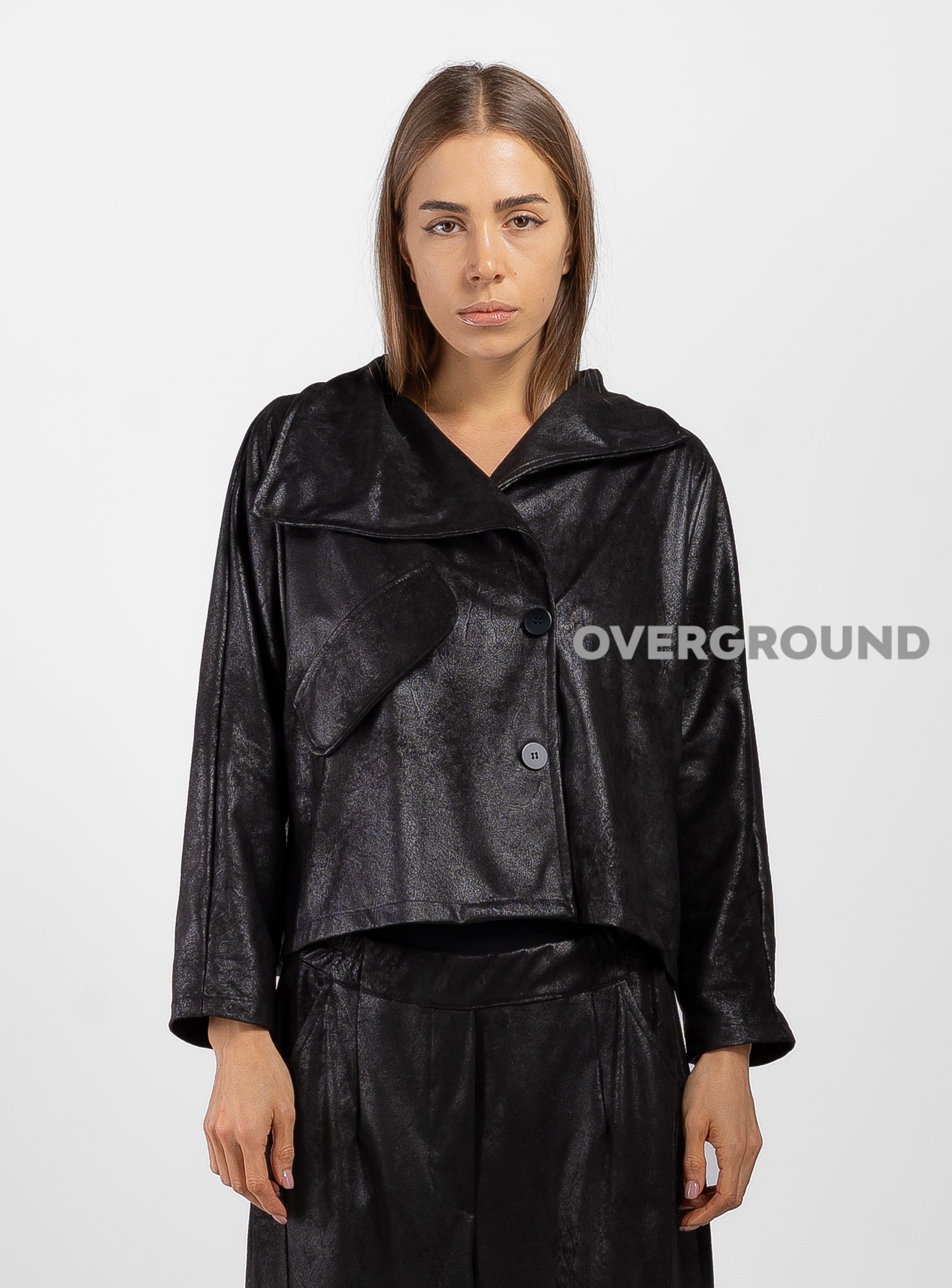 Giacca corta in ecopelle