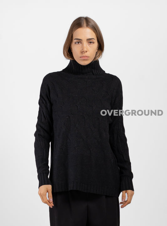 MAGLIONE LUNGO COLLO ALTO CON INTRECCIO