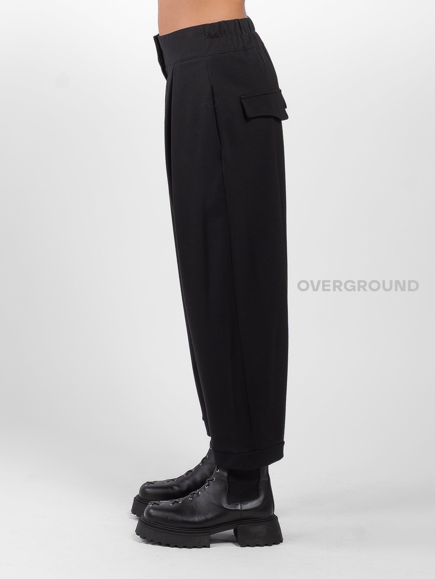 PANTALONE CAVALLO BASSO BOTTONI FRONTALI E PENS