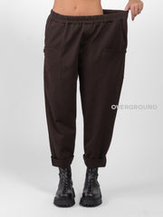 PANTALONE CON PATTINE FRONTALI E TASCHE LATERALI