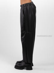 PANTALONE GAMBULE LARGO IN ECOPELLE CON CUCITURE DAVANTI - OVERGROUND STORE 