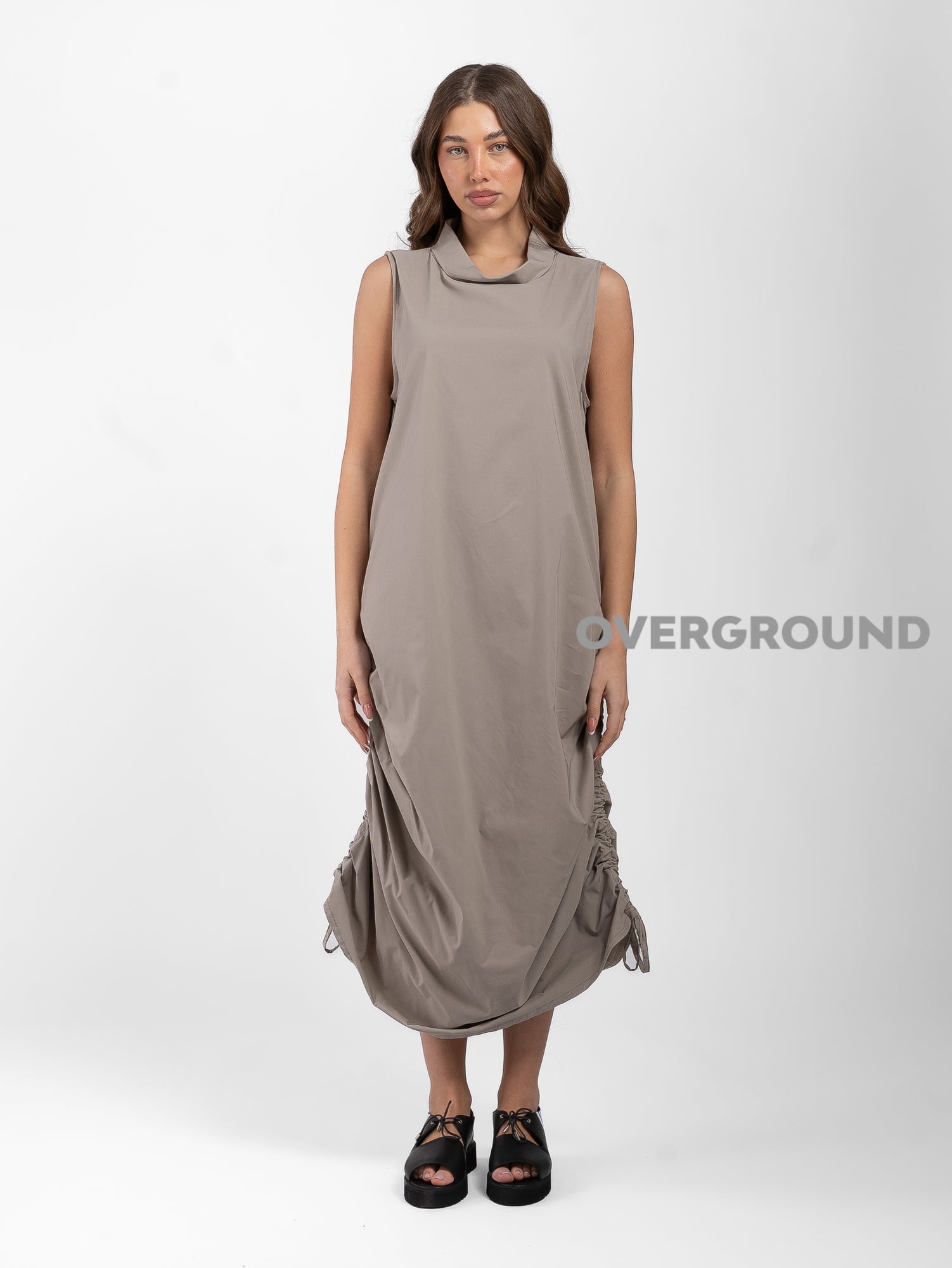 ABITO SMANICATO CON RIPRESE LATERALI - OVERGROUND STORE 