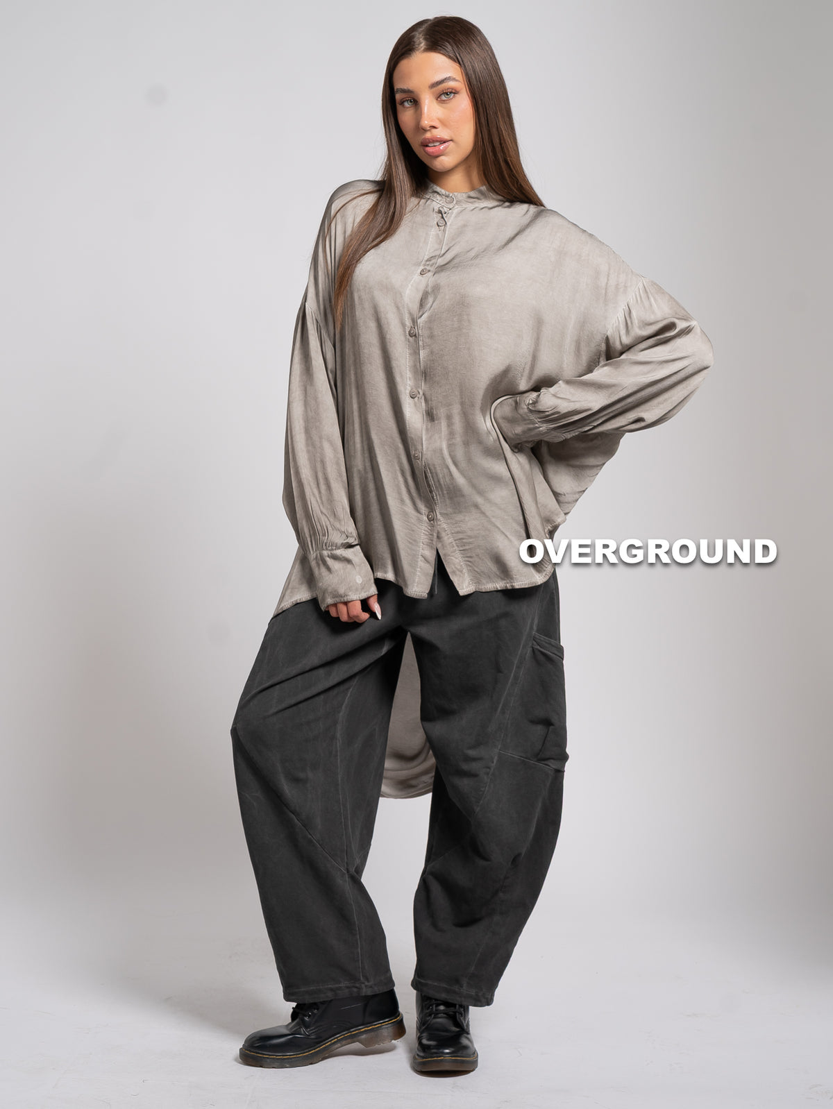 CAMICIA OVER LUNGA CON RIPRESA DIETRO