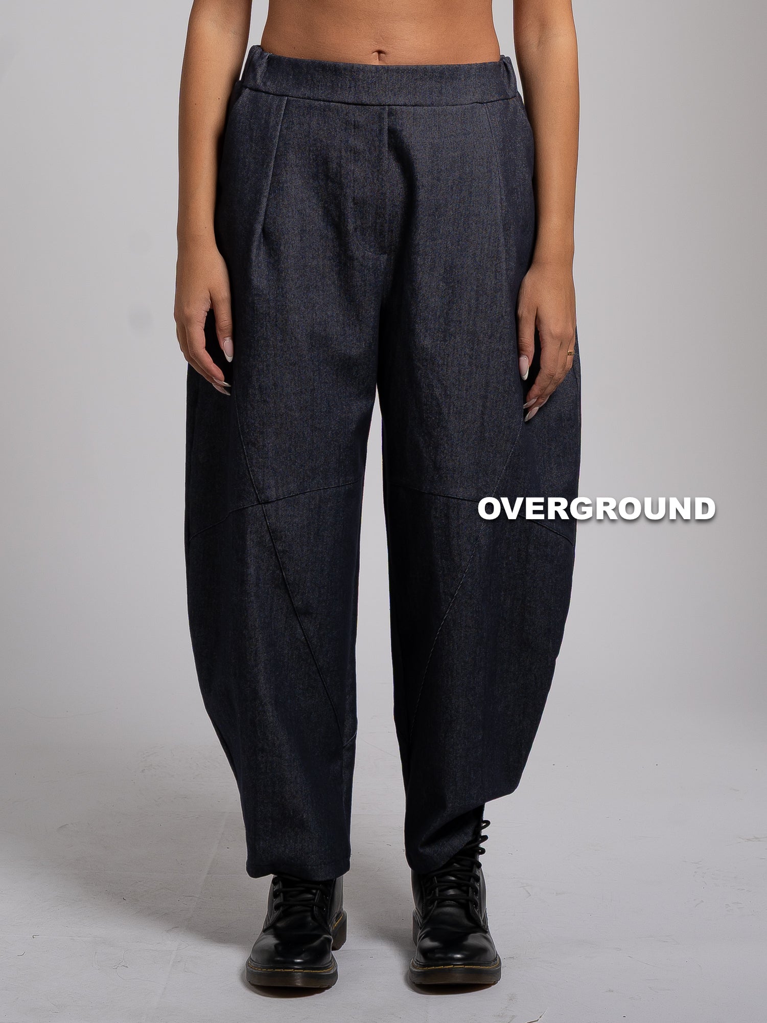 OVERSIZED TROUSERS WITH STITCHING ON THE LEG