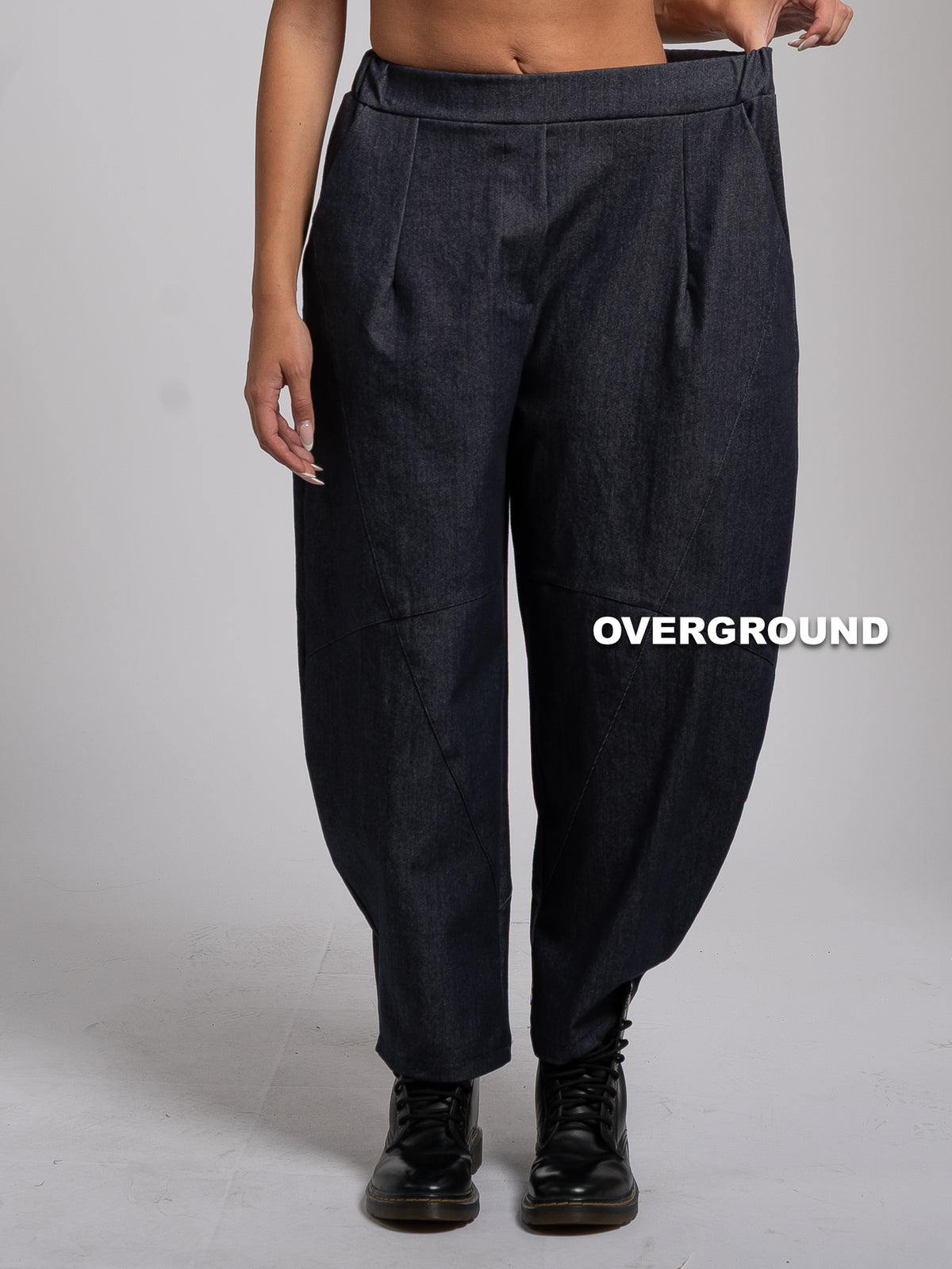 OVERSIZED TROUSERS WITH STITCHING ON THE LEG