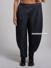 OVERSIZED TROUSERS WITH STITCHING ON THE LEG
