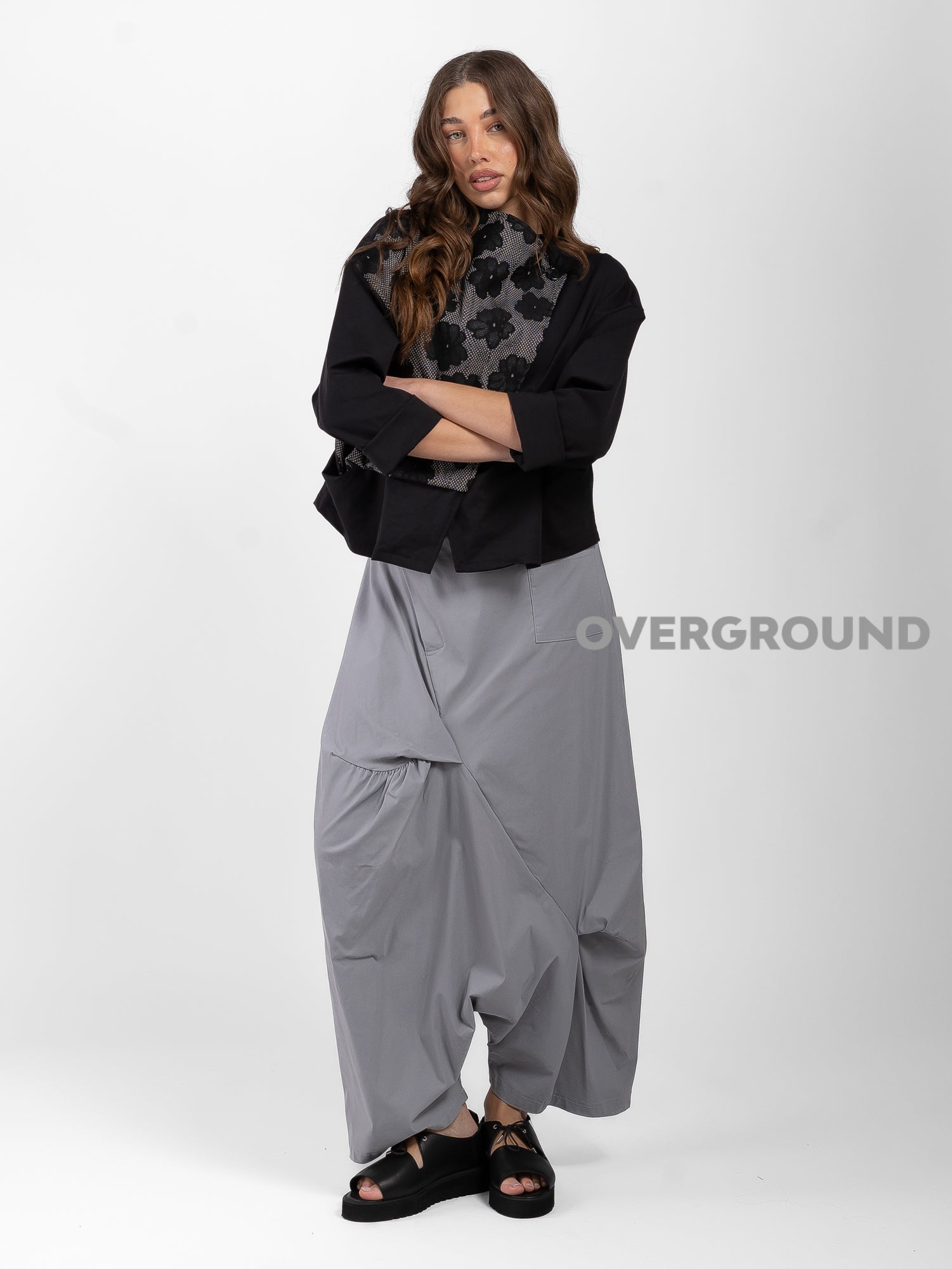 PANTALONE CAVALLO BASSO CON RIPRESA IN FONDO - OVERGROUND STORE 