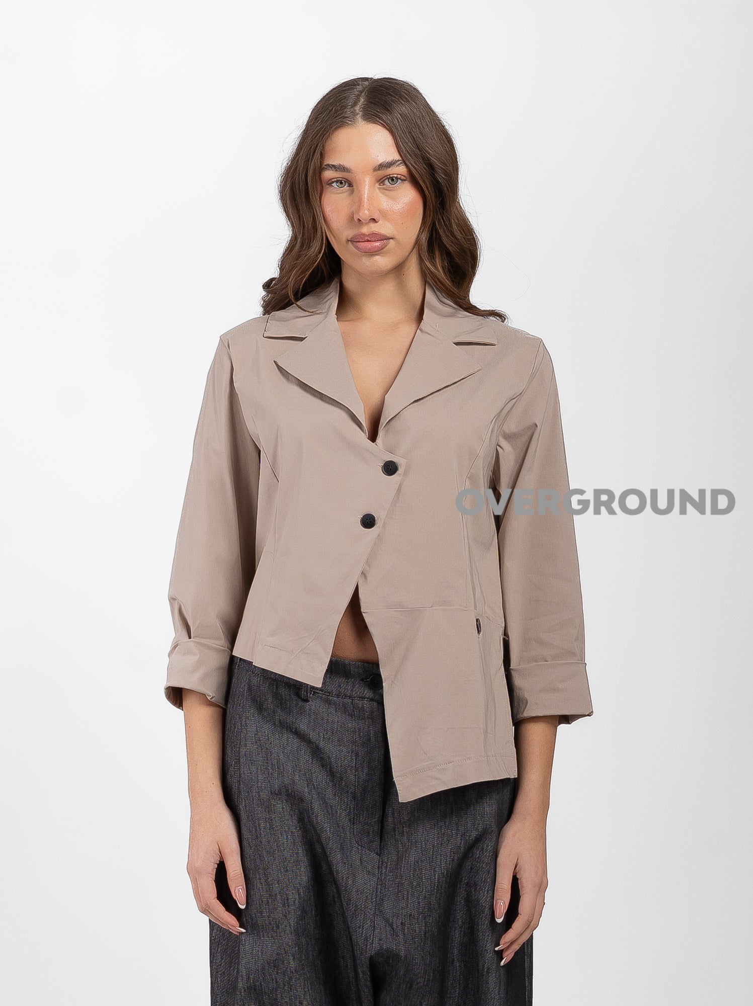 GIACCA CORTA CON ABBOTTONATURA ASIMMETRICA - OVERGROUND STORE 