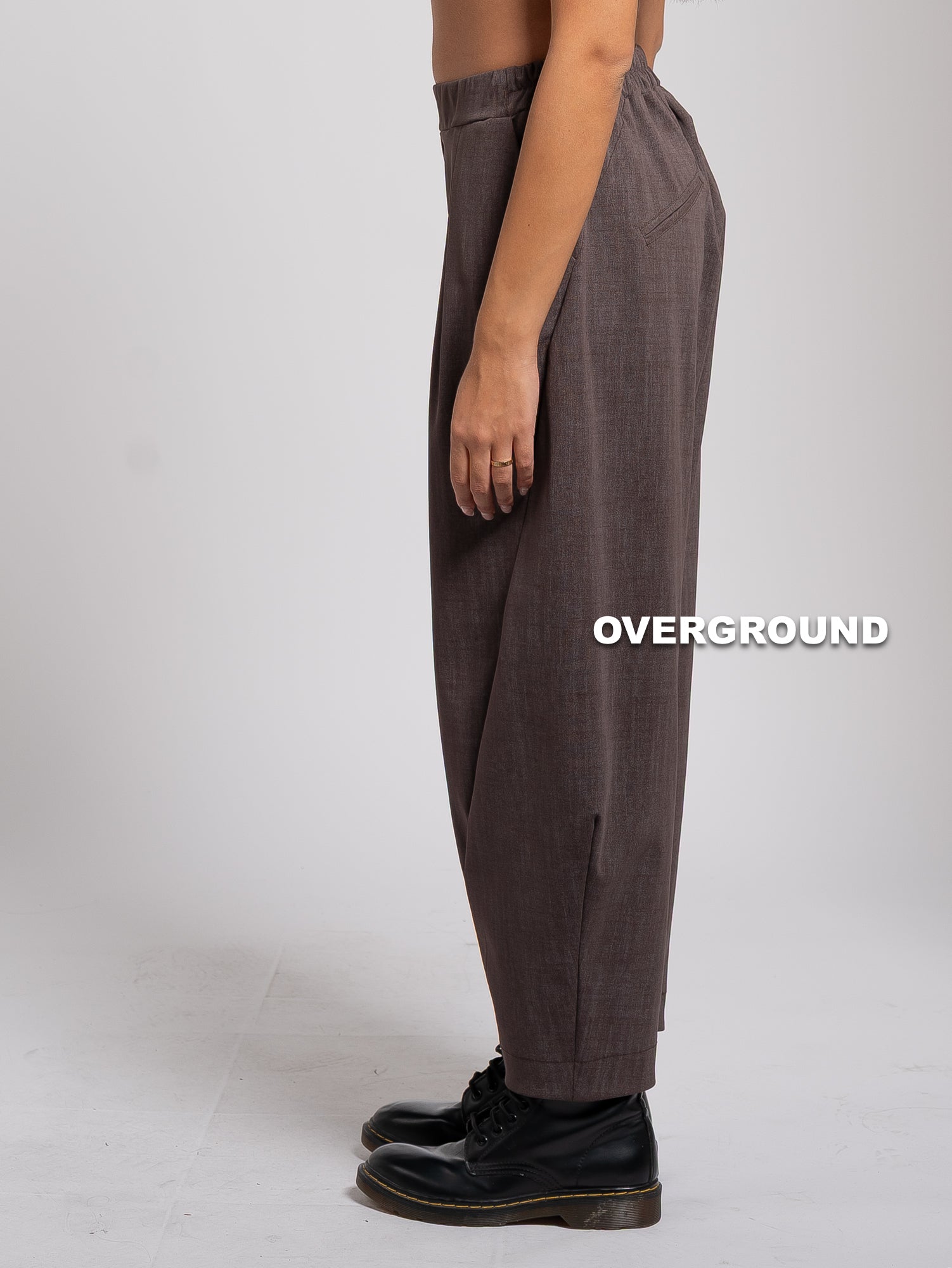 OVERSIZED TROUSERS WITH VISCOSE STITCHING