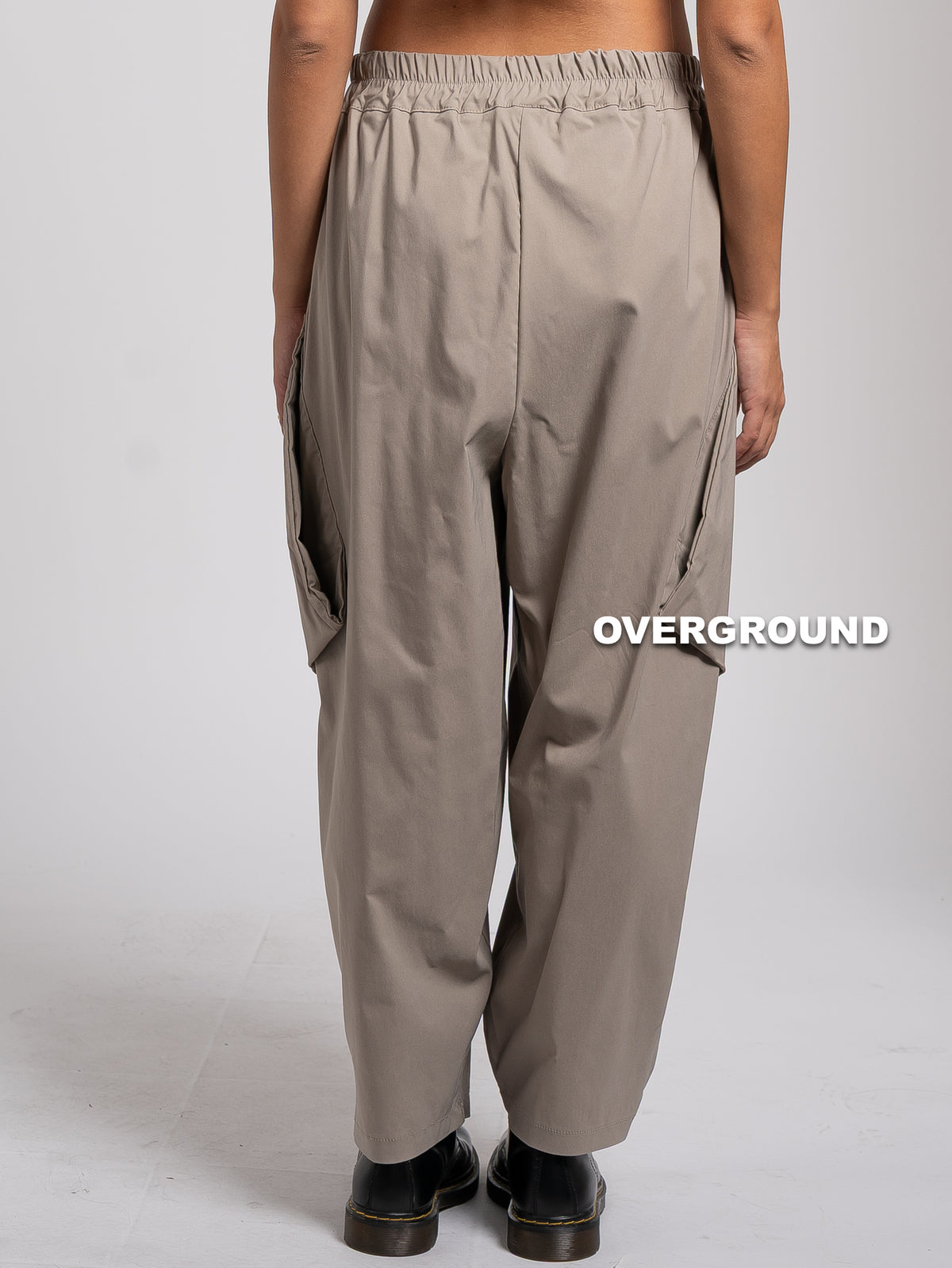 PANTALONE OVER CON TASCONI OBLIQUI
