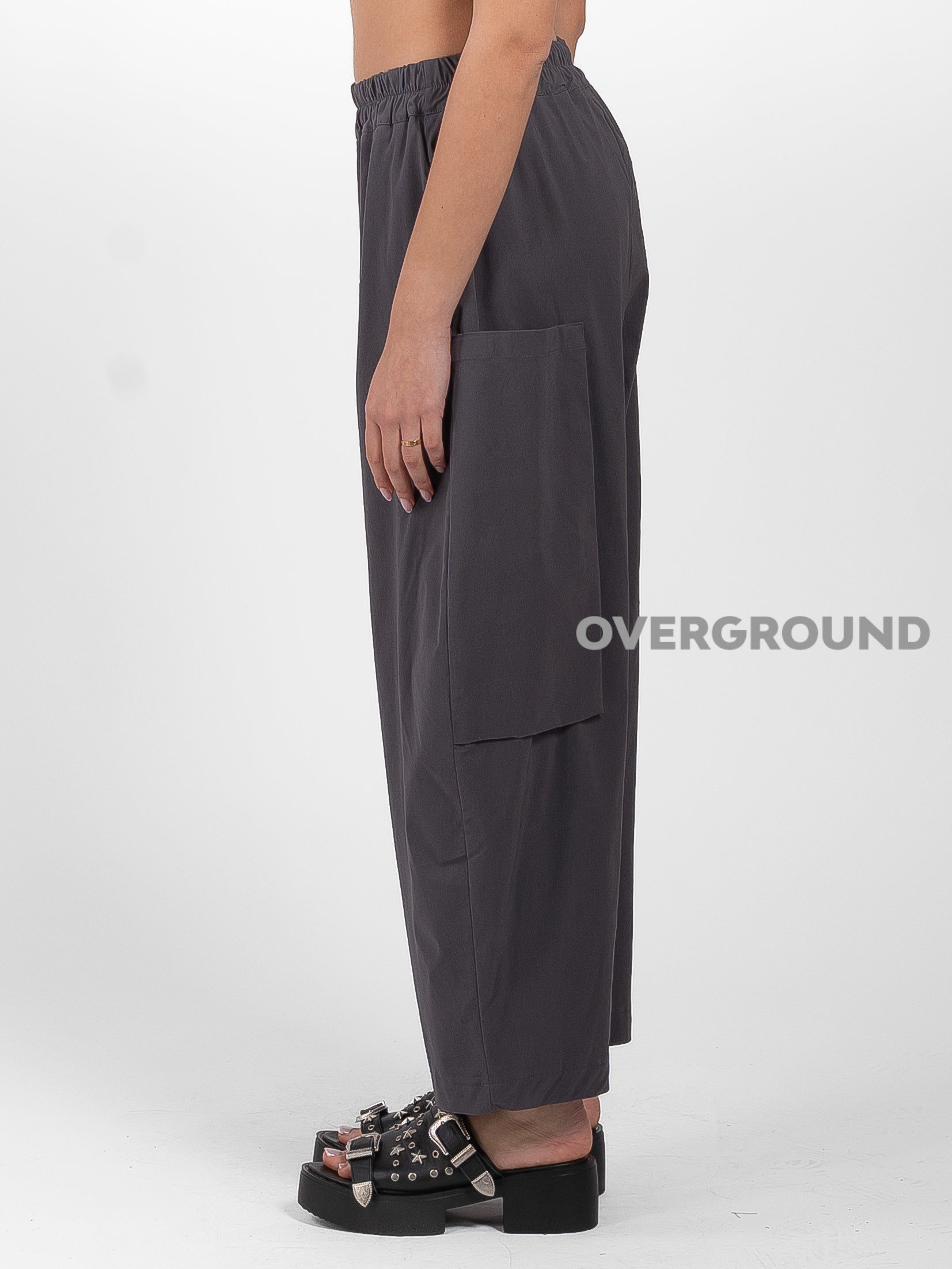 PANTALONE OVER GAMBULE LARGO TASCHE DIETRO GAMBULE - OVERGROUND STORE 
