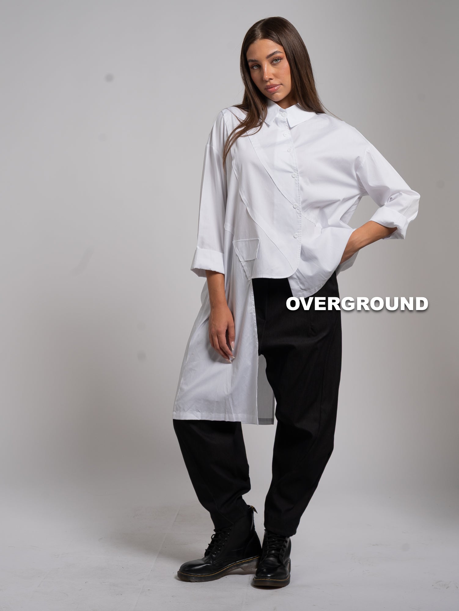 CAMICIA OVER ASIMMETRICA CON CUCITURE DAVANTI