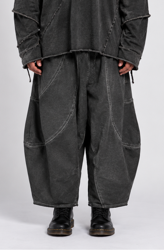 OVERSIZED TROUSERS WITH STITCHING