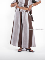 PANTALONE OVER RIGATO CON GAMBULE LARGO